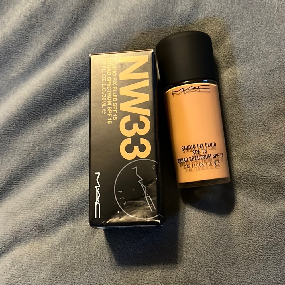 NWT MAC foundation NW33